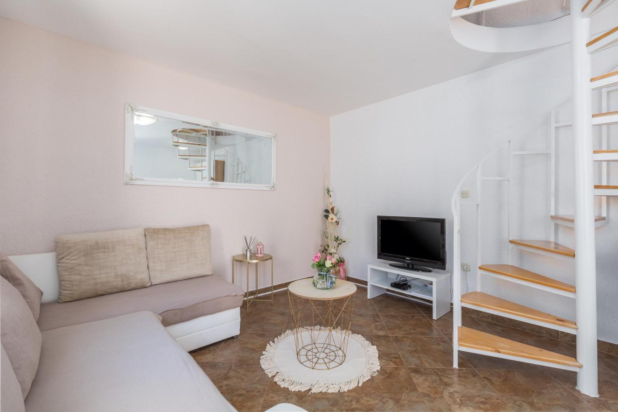 Apartment Leni Near Beach Porec Esterno foto