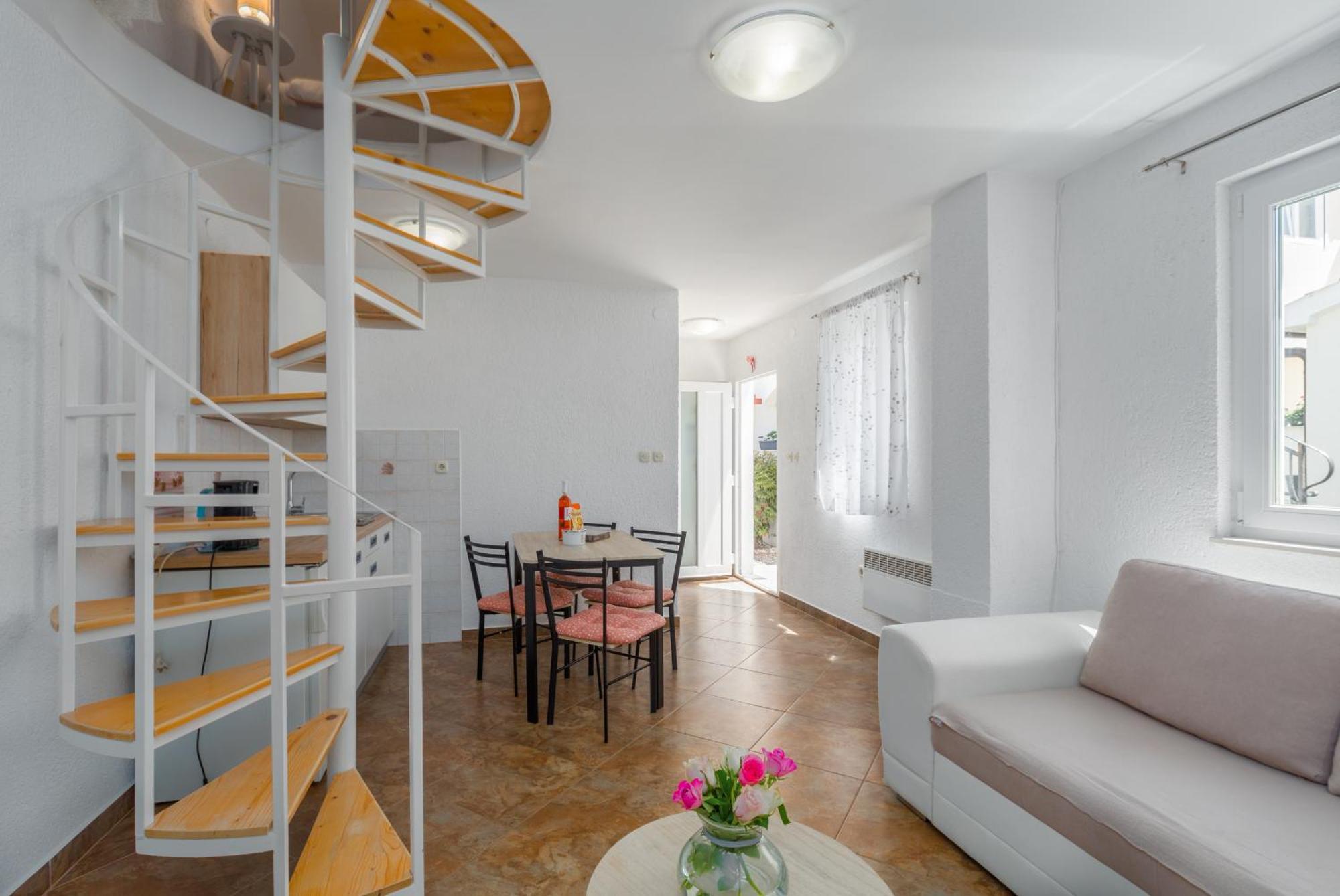 Apartment Leni Near Beach Porec Esterno foto
